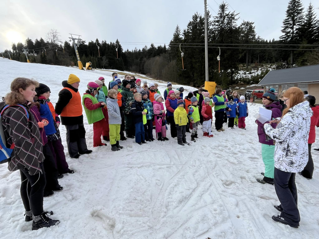 Závěrečné závody - Škola lyžování a snowboardingu 2024